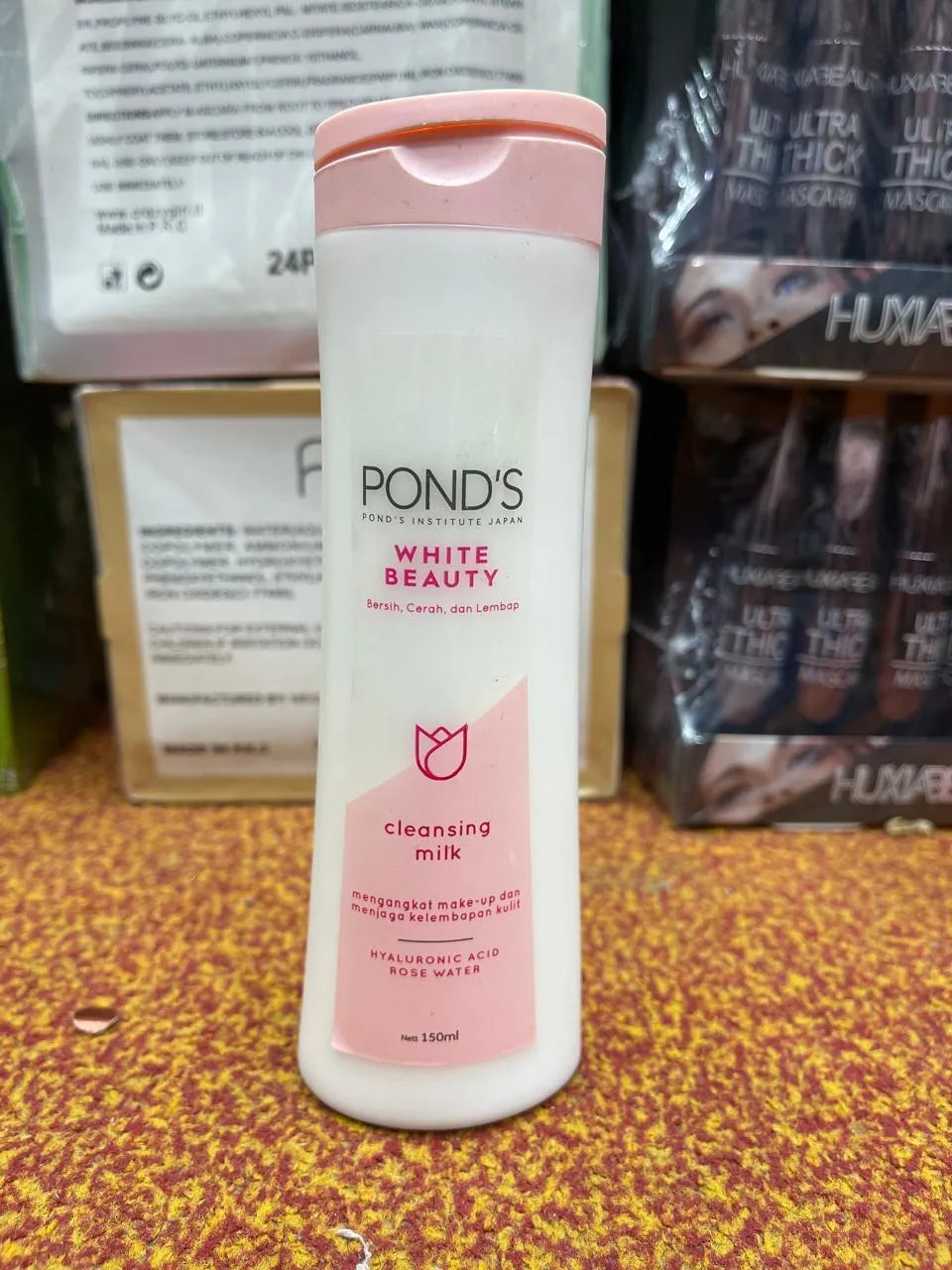 Pond's Bright Beauty Cleansing Milk Pearl Glow – 150ml