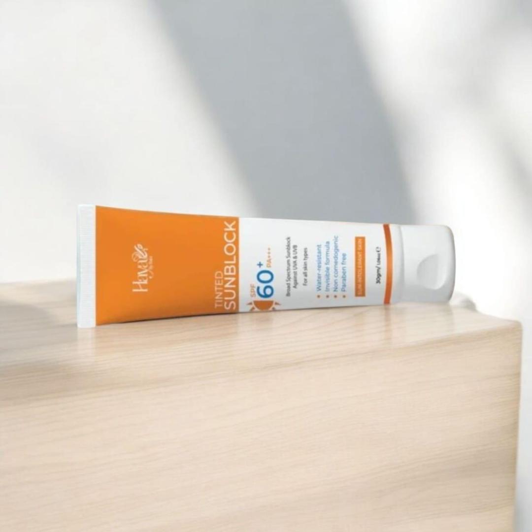Tinted Sunblock with UVA & UVB Protection for Pakistani Sun
