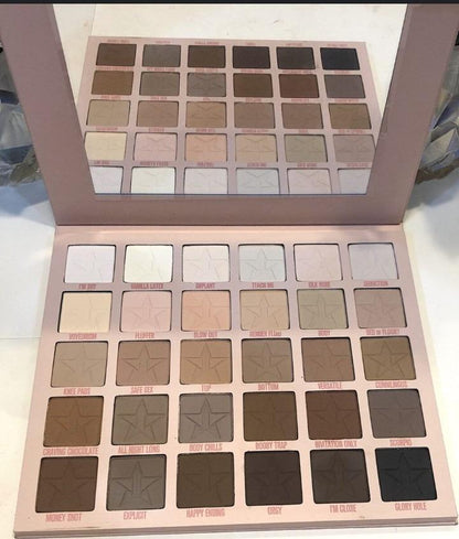 30 Shades Matte Eye Makeup Palette – Rose Gold Edition